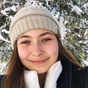 Meet your Posher, Riley